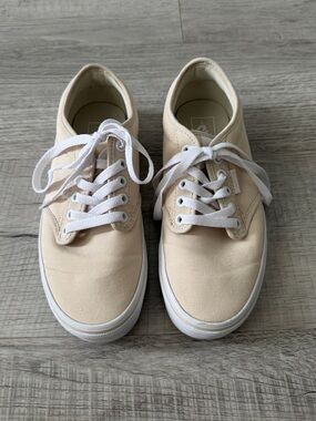 Vans Women's Low Top Sneakers